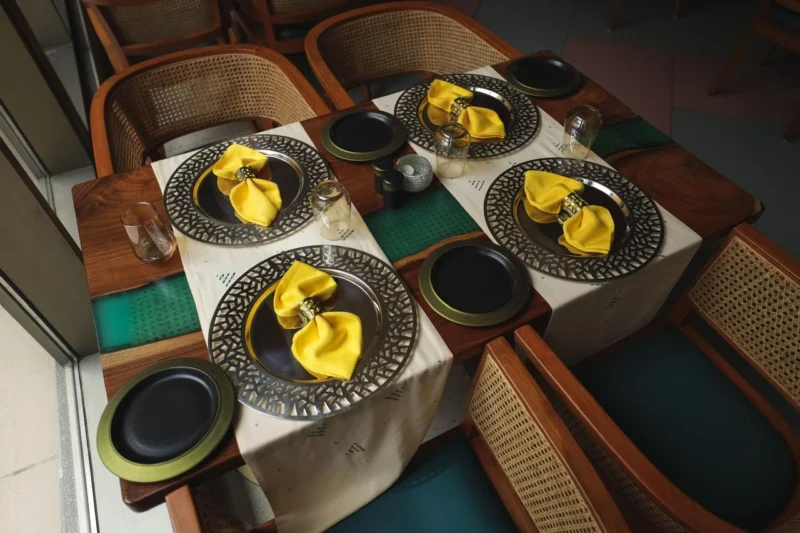 Rattan table - dining table - Image 4