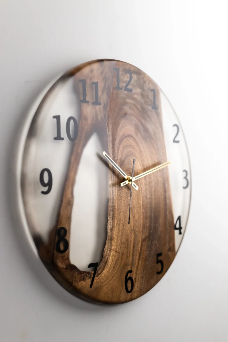 Clearwood Round Clock - Image 4