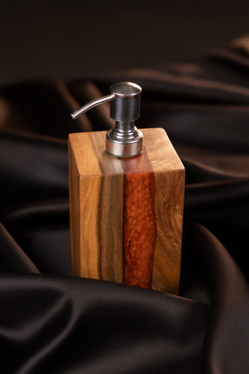 Copper wood bathroom set - Image 4